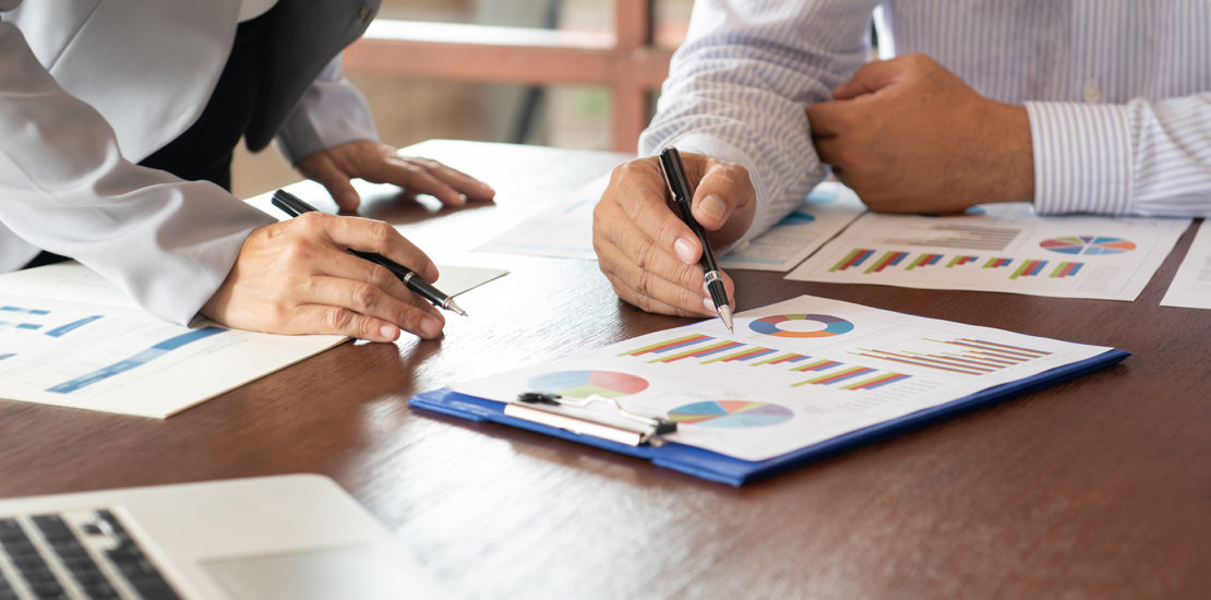 Business,And,Financial,Concept.,Business,Team,Discussing,Assessment,And,Evaluation Business and Financial concept. Business team discussing assessment and evaluation of corporate showing the results of their successful teamwork.